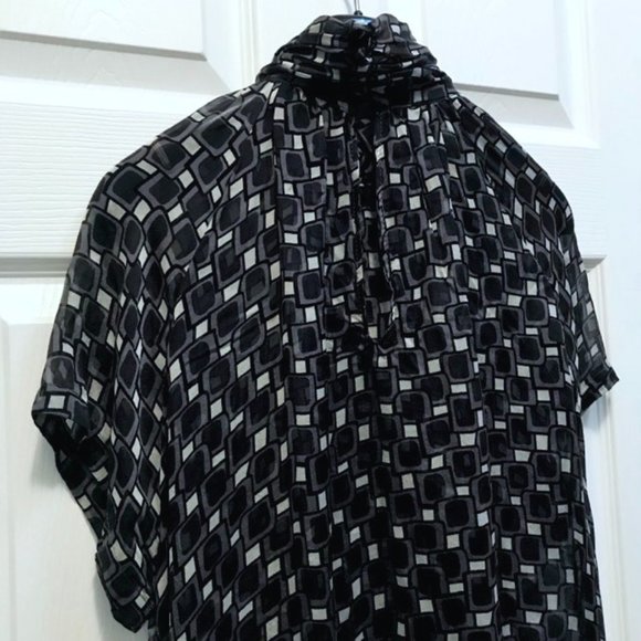 🖤🌹🖤Cute Flowy Zara Check Short Sleeve Blouse - Picture 10 of 13